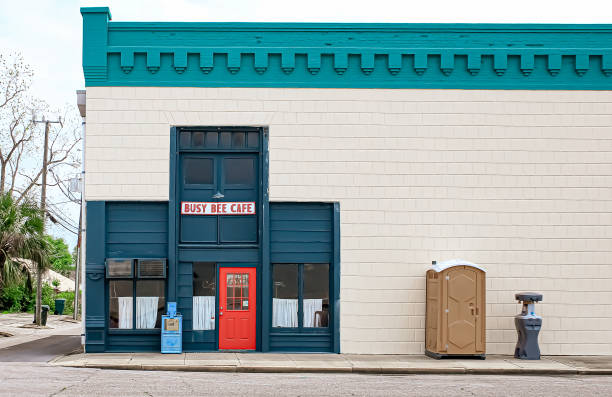 Best Portable restroom trailer rental  in Riverside, AL